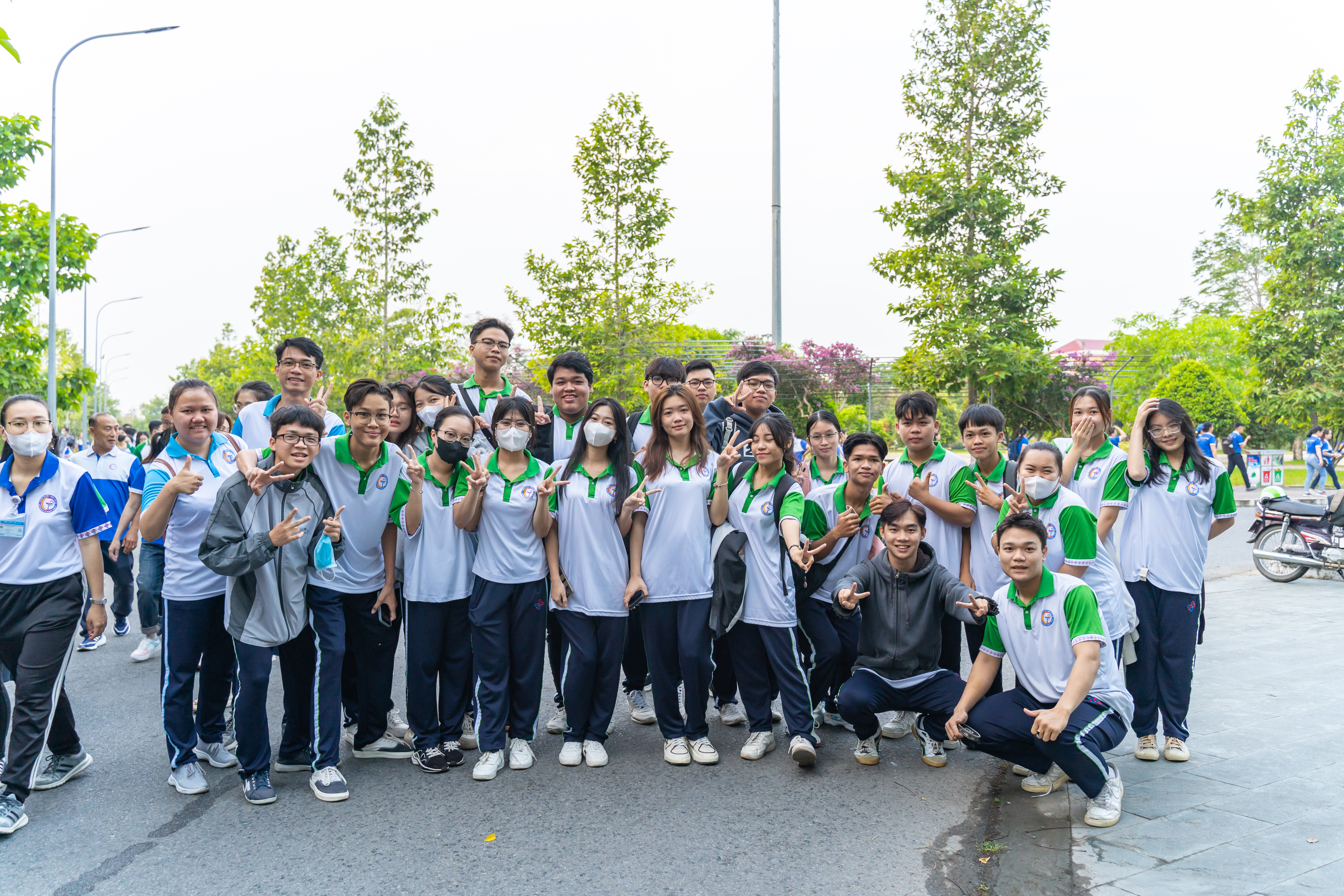 MTU00954.jpg